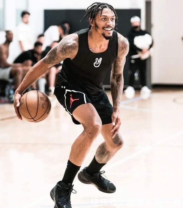 耐克 耐克PG6代配置疑公开,塔图姆也有签名鞋了,比尔差点签约国产?