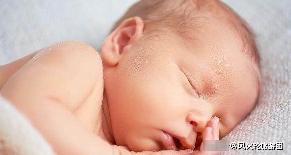 健康|新生儿有4个特征，或许是宝宝聪明又健康，你家孩子有几个？