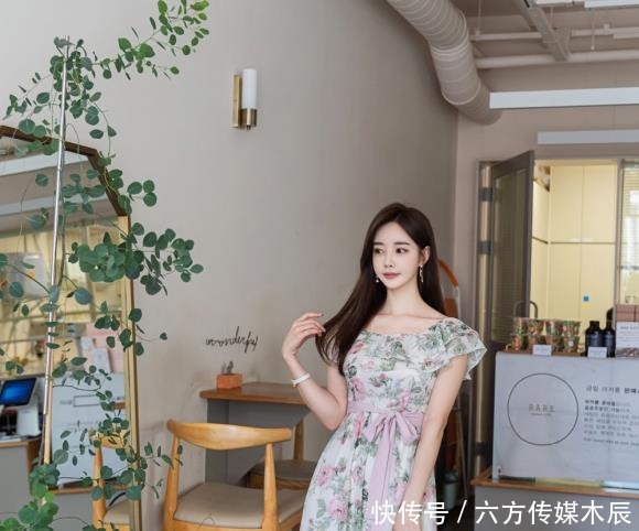 百叶|潮流美女孙允珠,普罗旺斯婉约絮梦碎花百叶裙!