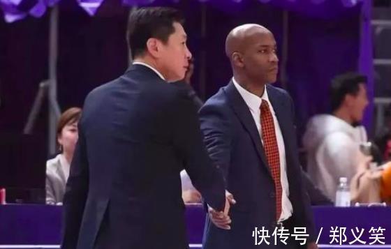 广东|马布里结怨广东10年!破口大骂杜锋,黑脚踢易建联,两次骂李春江