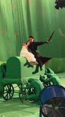 |开心一刻笑话 表弟开了个夜宵摊, 从暑假开始, 生意一落千丈