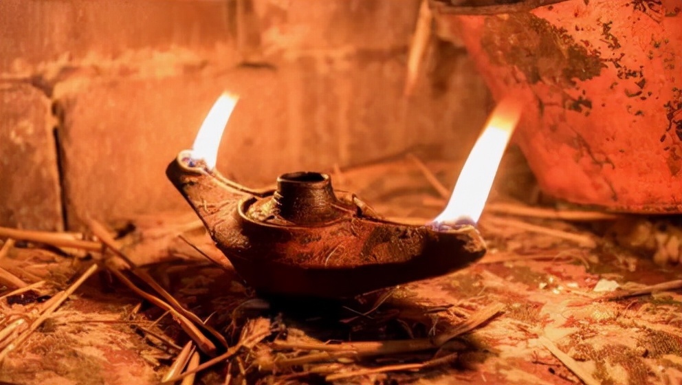 乾陵#武则天的墓中是否有长明灯,专家推断应该有,但没有传说中的神奇