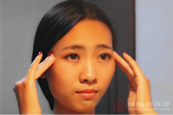 油性皮肤怎么改善