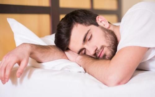 诱发|花费5000块去医院治疗颈椎病，不如在家试试1个神秘方法