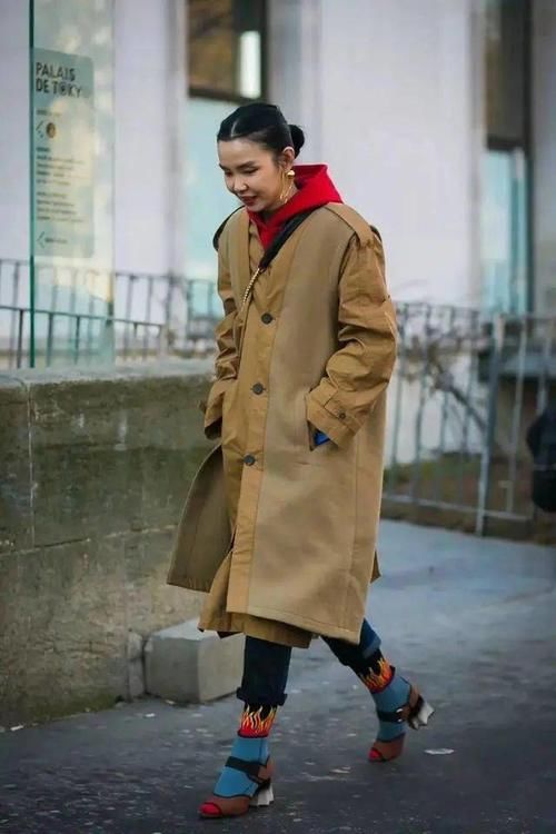 初春穿搭没灵感？快来跟街拍达人们掌握最新出街方式