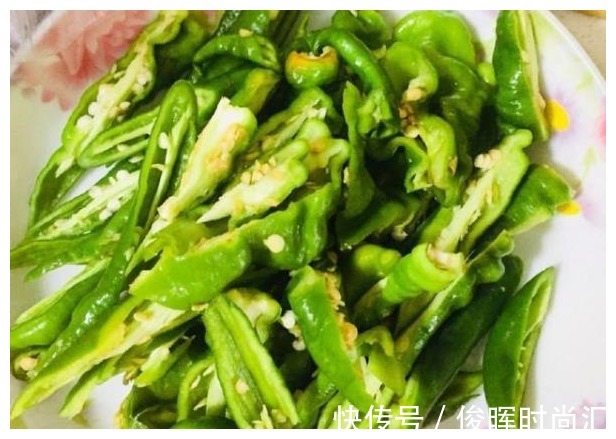 这道菜|辣椒炒肉怎样才能更入味?大厨教你多做一步,肉质鲜嫩,入味足
