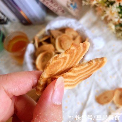 休闲小零食炸猫耳朵你这么做,比买的还好吃