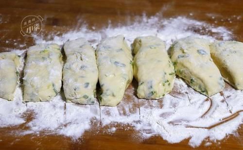 这饼我一周做2回，筷子一搅，外酥里软，大人孩子抢着吃，太香了