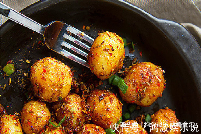 土豆别再炖着吃了,教你8道新做法,简单美味,每周换着花样吃