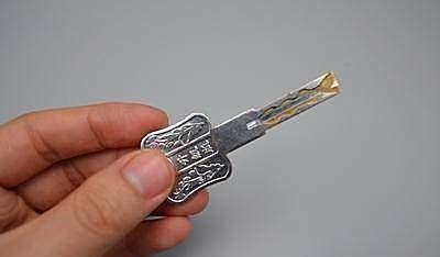 家里的旧钥匙一把也别扔,放在家里有大用处,用途花钱都买不到