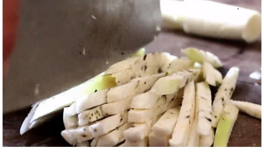 野菜|春天一种常见的野菜,拿来炒肉味道一绝,有降血压降血脂的作用