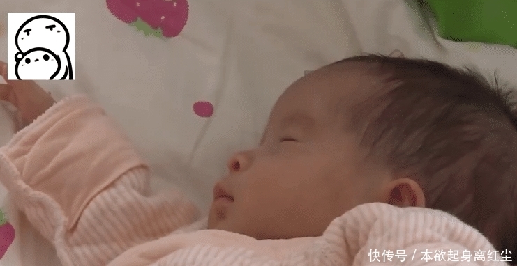 母爱太伟大:失独母亲58岁生下双胞胎,同病房产妇暖心提供母乳