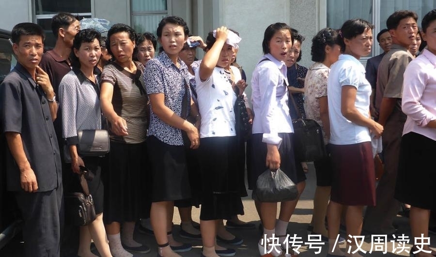 超短裙 朝鲜女孩，长在高跟鞋上的美丽