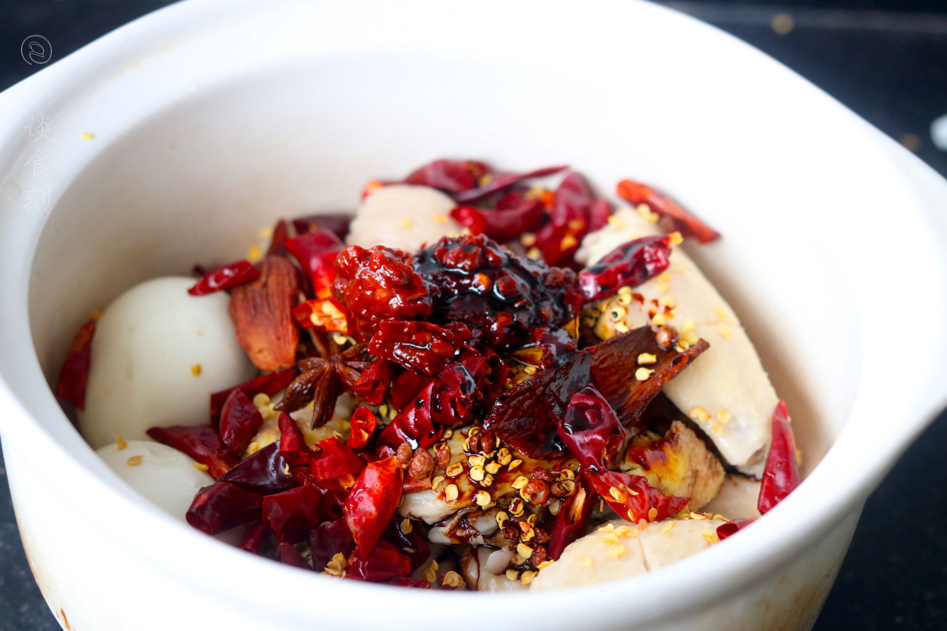 鸡蛋,还在蒸着吃?教你这样炖一锅,天冷吃补充能量,营养十足