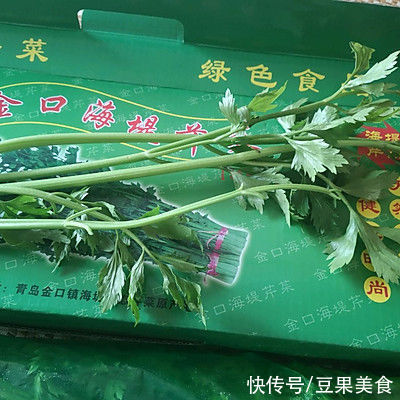 芹菜|正宗地道的口口清爽的花生拌芹菜做法，速来围观