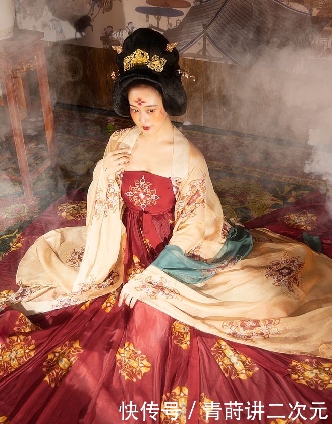 出嫁|她本是代替妹妹出嫁,却影响了中国三百年历史