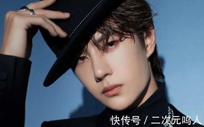 微微一笑|舞蹈界天花板，冠军导师王一博的艰辛成名路