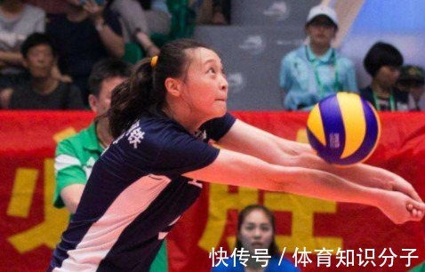 惠若琪|女排教练组最佳组合:惠若琪执教,郎平旁边辅助,蔡斌出任助教