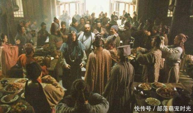 水浒传|水浒传里,覆灭梁山好汉的人并不是宋江,而是这位道貌岸然的军师