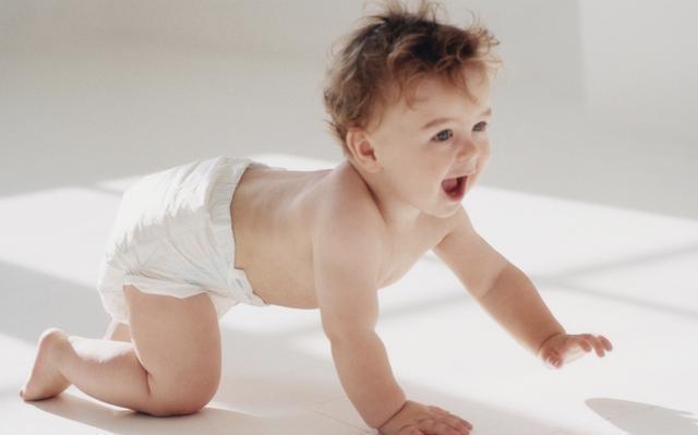 我的孩子|给孩子用尿不湿还是尿布好网友现在后悔的光想打自己的脸!