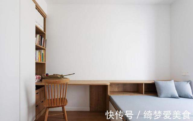 餐边柜|客厅不要沙发，墙面不做造型，越简单的装修，反而越清爽实用