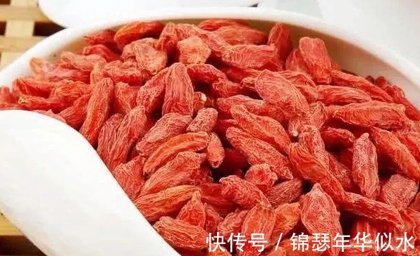 枸杞|老中医提醒要少吃枸杞，最好是不吃，知道原因的都早已注意！