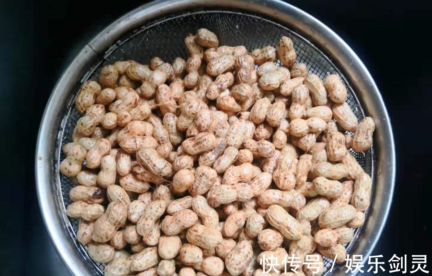 花生|入秋后，不管贫富，都别忘吃这果，蛋白质高又应时，常吃体质棒