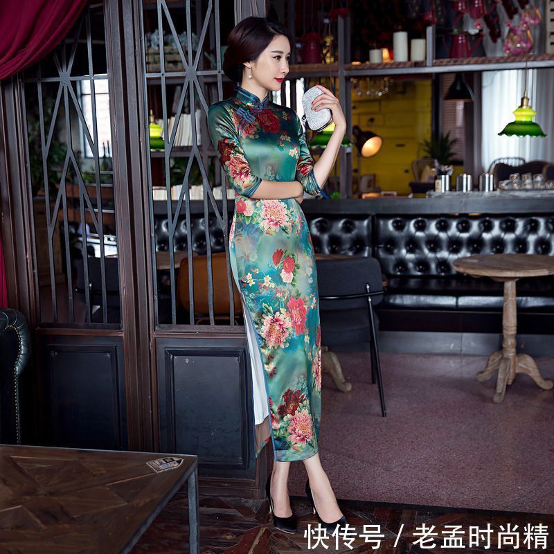 蕾丝 穿旗袍的女人更能显姿态,让人从头到脚都有气质