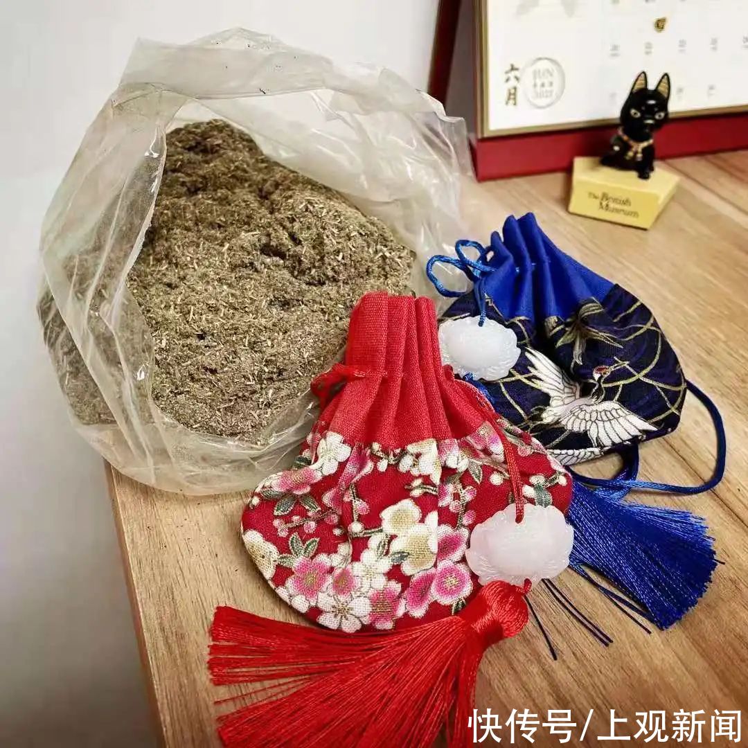 端午节|这款高颜值的国潮“高定”香囊里，究竟藏了什么宝？