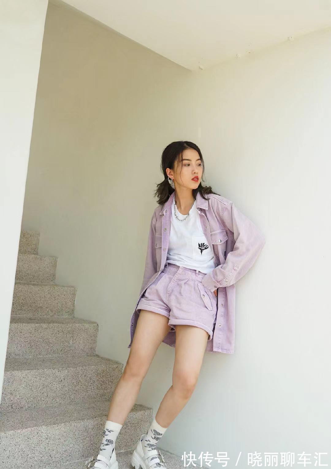 穿搭|明天穿什么系列来了,紫色系套装可以照搬,搭配两股辫很可爱