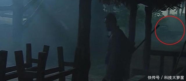 钦差大人|98《水浒传》第十一集和第三十六集的穿帮,你知道多少