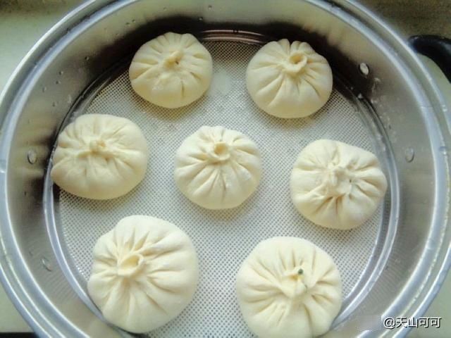 五香粉|用茄子做包子，汁多鲜美，好消化，一家老小都可以吃