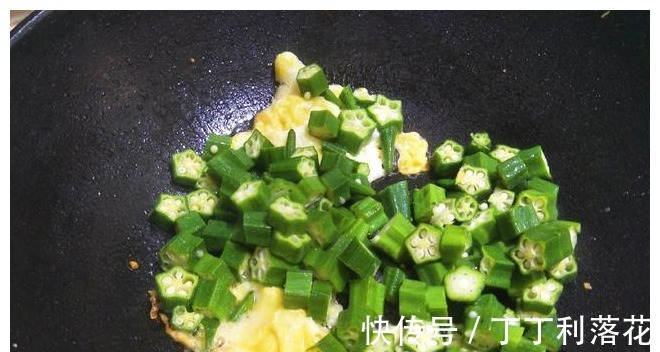 味道|秋葵最好吃的做法,营养不流失,秋葵翠绿味道好,孩子吃得真香!