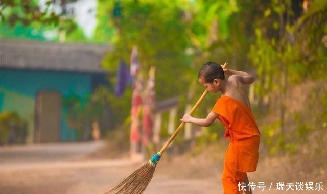 心境|扫地眼尘净,焚香心境清