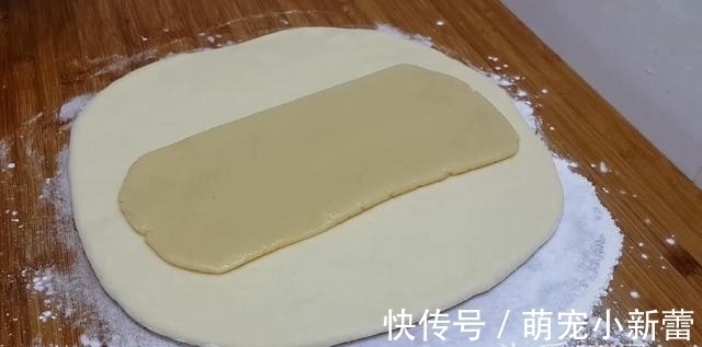 过年餐桌必备小零食，30岁的我头一见，香酥掉渣，全家都抢着吃