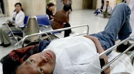 腿上出现3个“迹象”,可能提醒你脑梗已经在“路上”,多注意