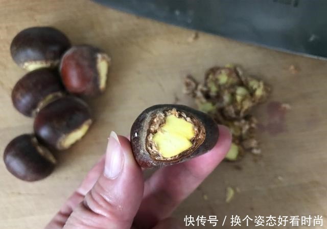 入秋后，吃核桃芝麻不如吃它，多买点囤起来，放到冬天吃，特省事