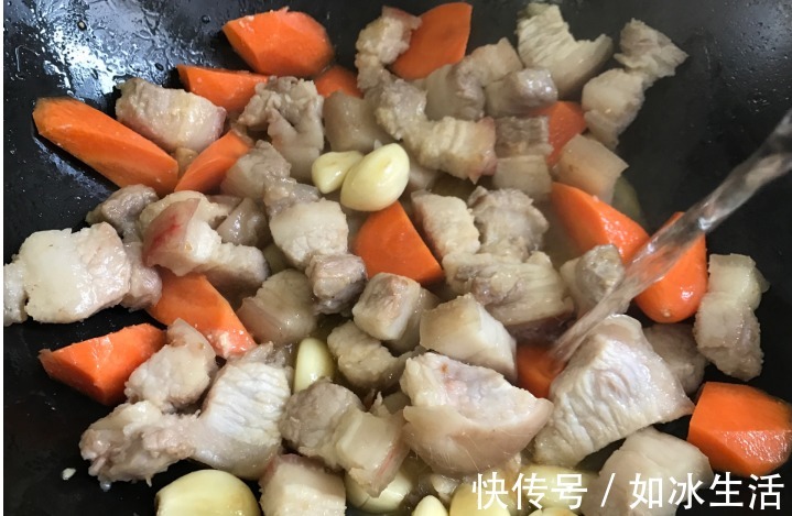 腐乳汁|1斤五花肉加上一块腐乳,香而不腻,比红烧肉还好吃