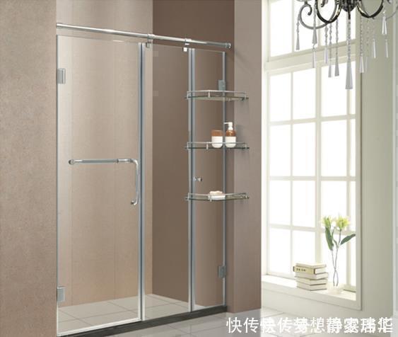 有钱人|卫生间不要装挡水条了,头次见有钱人这样设计,下水速度快又美观