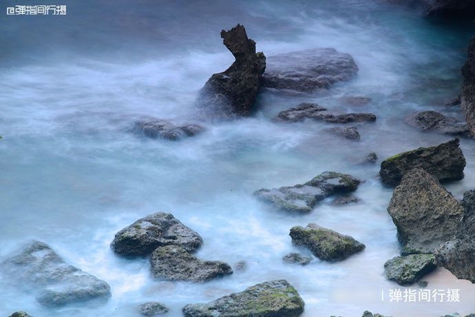 雪山|巴厘岛“壮美海景”，悬崖险峻，海浪滔天，还流传着感人爱情故事