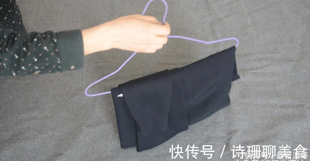 肩部|这才是挂毛衣的正确方法, 挂多久肩部都不会变形, 方法简单又实用