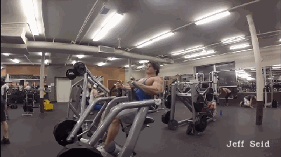 哑铃卧推|经典胸背超级组训练，最大化增肌训练效果