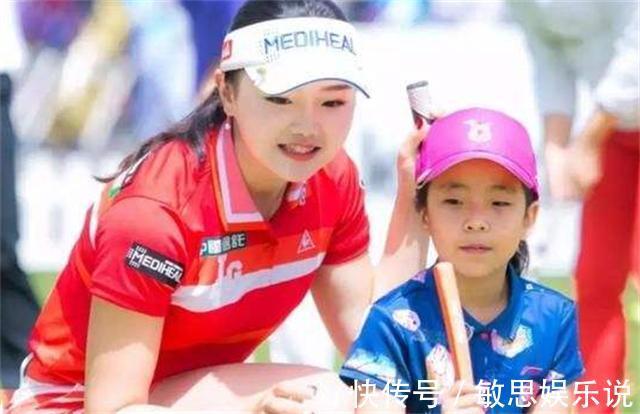 高尔夫球|刘国梁女儿打高尔夫7岁夺冠,8岁获两位数奖牌,几乎没有对手
