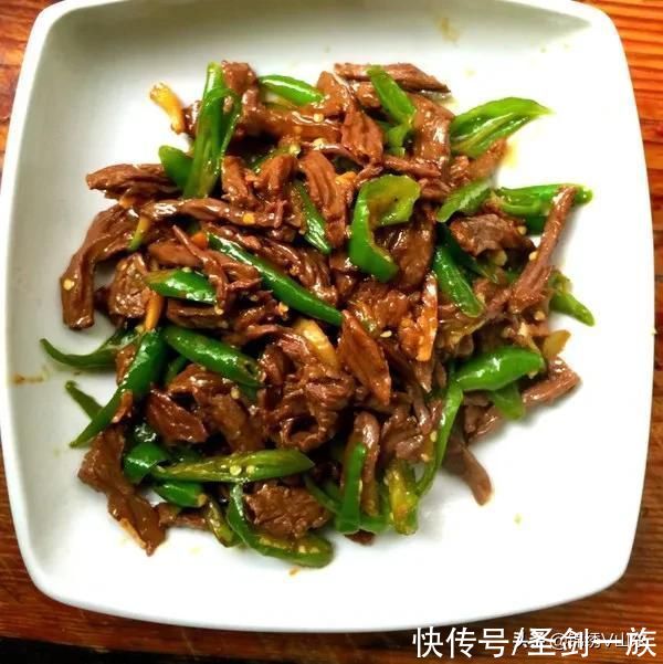 天冷了推荐大家12款家常菜,吃起来好吃又暖胃,做法也很简单