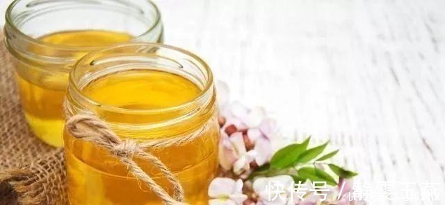蜂蜜|别再醋泡大蒜了!大蒜加它,养肝补肾,60岁的人肾似小年轻!