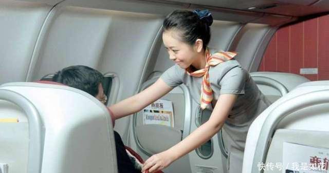 空姐不会告诉你们，飞机上这3样东西是免费的，不知道就吃亏了