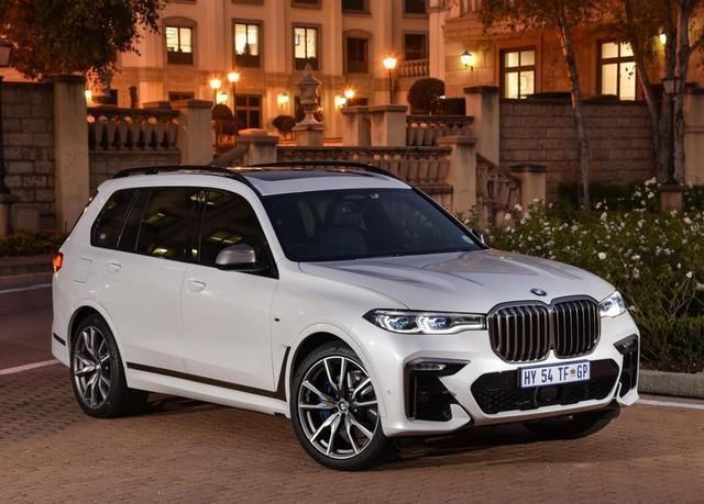 新款宝马x7精妙绝伦 3 0t 8at 自带星空顶比奔驰高级 破百5秒 财经热门 新款宝马x7精妙绝伦 3 0t 8at 自带星空顶比奔驰高级 破百5秒 财经热门