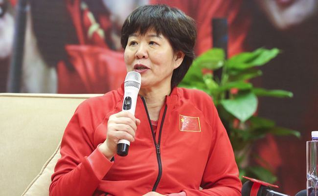 女排|中国女排公开选帅,新华社评论:欲速则不达,请给女排一点耐心