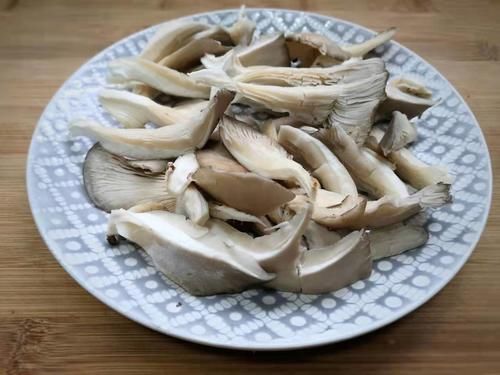 这菜8毛钱一斤，“天然的补水剂”叶酸含量高，孩子长个添动力