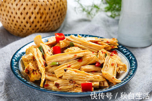 腐竹泡|泡腐竹，切记别用清水泡，教你一招，5分钟泡好，柔软筋道没硬芯